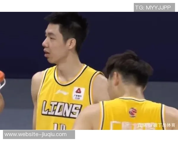 朱俊龙的成长之路：从青涩少年到职场精英的蜕变与奋斗故事